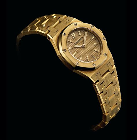 audemars piguet royal oak woman|audemars royal oak lady 33mm.